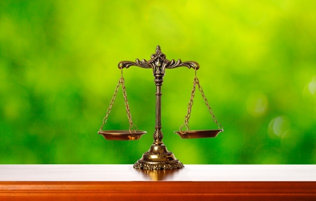 反響営業職と通常営業の違いをイメージした画像