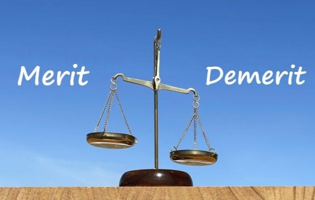 新卒1ヶ月での転職のメリットとデメリットのイメージ画像